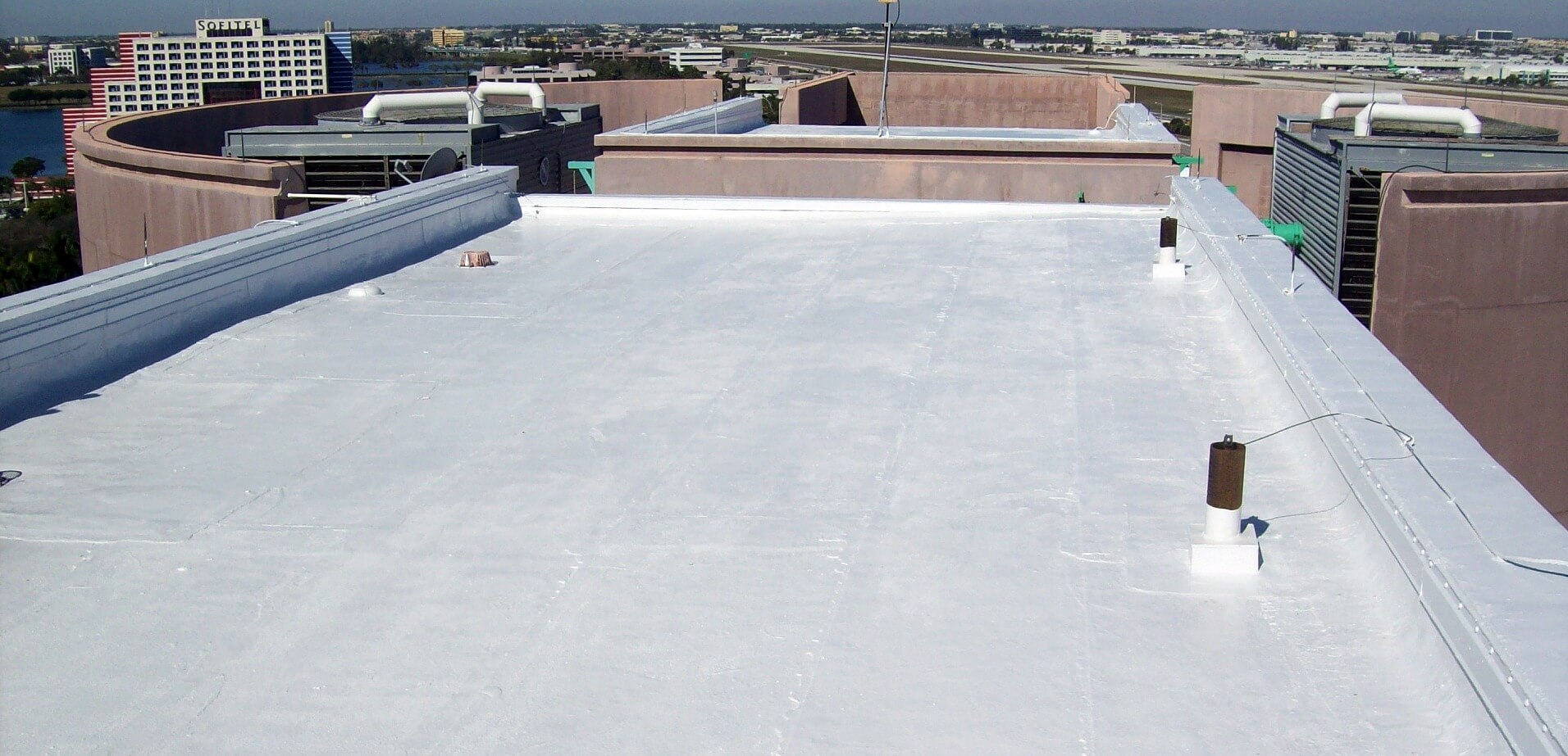 Commercial roofing work in Long Beach California